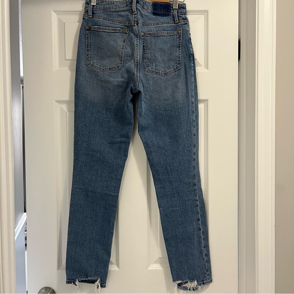 Abercrombie & Fitch The Skinny High Rise Jeans - Picture 4 of 7